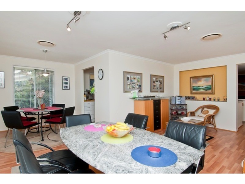 32 Pago Terrace, Pacific Pines QLD 4211