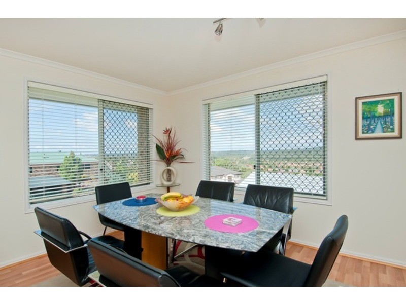 32 Pago Terrace, Pacific Pines QLD 4211