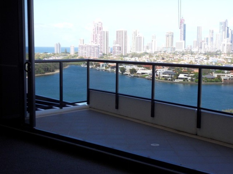 1808/2 Aqua Street, Southport QLD 4215