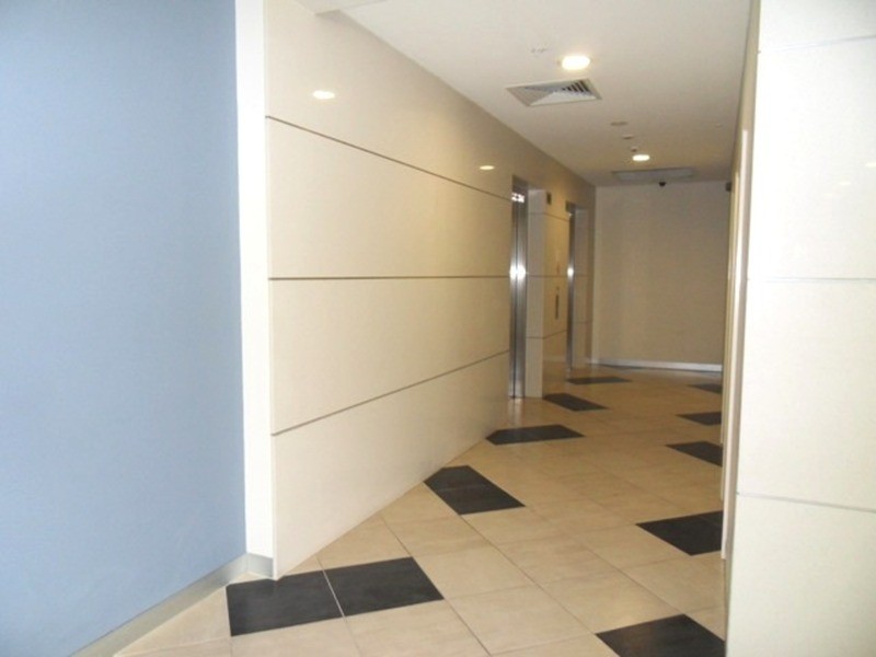 1006/1 Como  Crescent, Southport QLD 4215