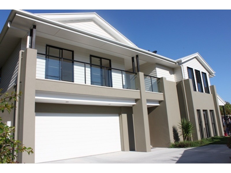11A Bixa Street, Southport QLD 4215