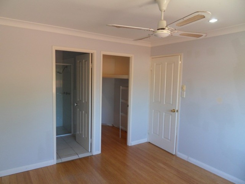 2/14 Terrigal Crescent, Southport QLD 4215