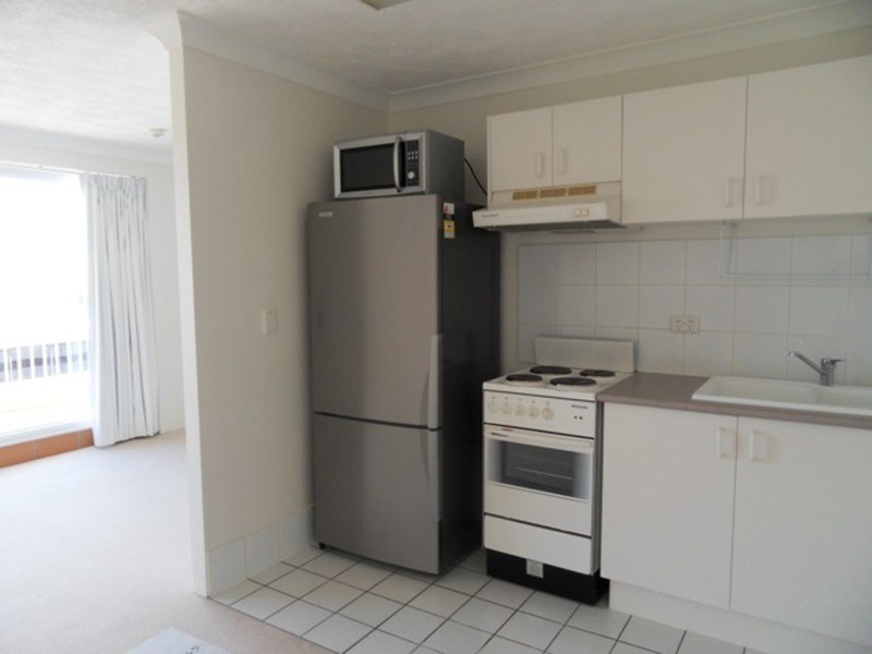 45/30 Marine Parade, Southport QLD 4215