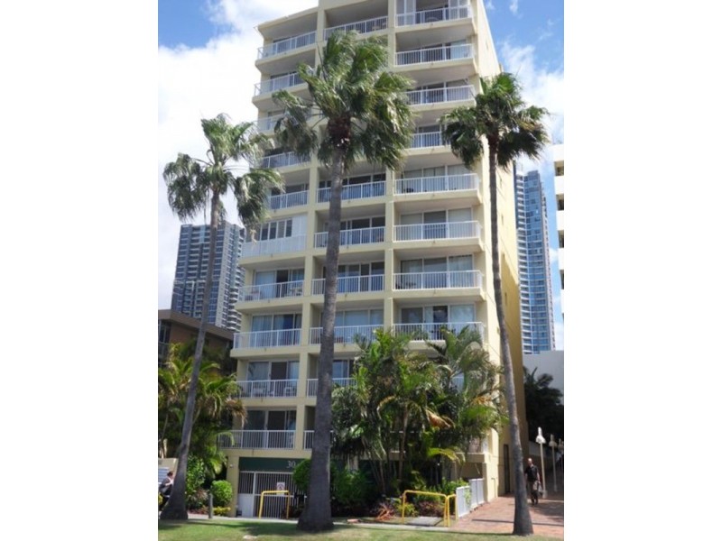45/30 Marine Parade, Southport QLD 4215