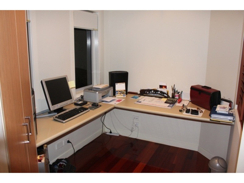 2/20 Billington Street, Labrador QLD 4215
