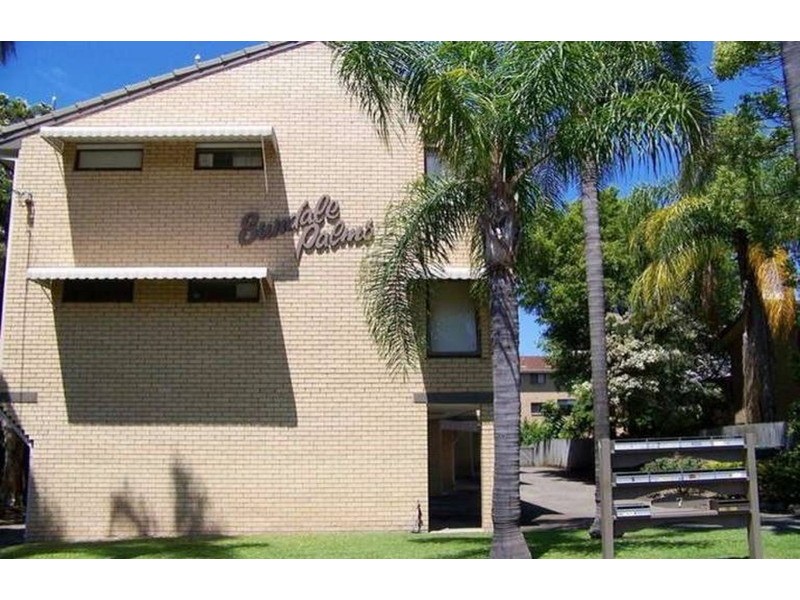 3/7 Lather Street, Southport QLD 4215