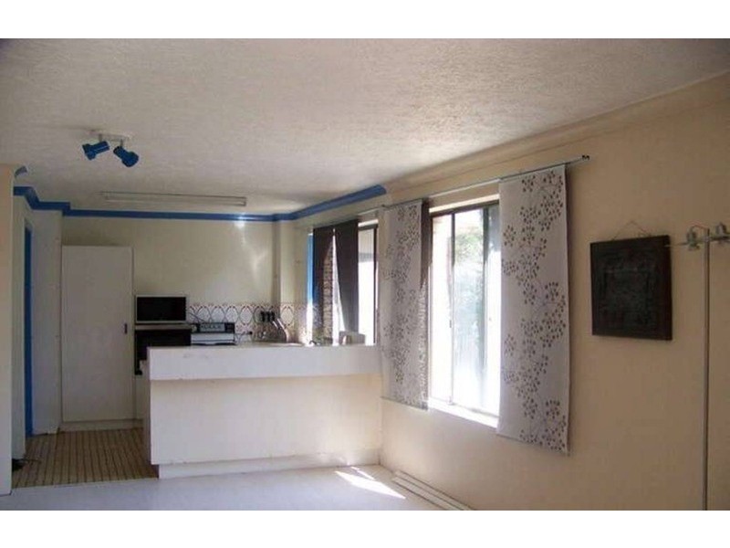 3/7 Lather Street, Southport QLD 4215