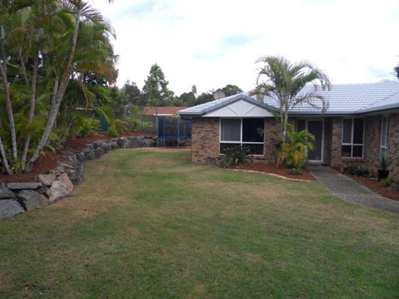 22 Peter Senior Court, Parkwood QLD 4214