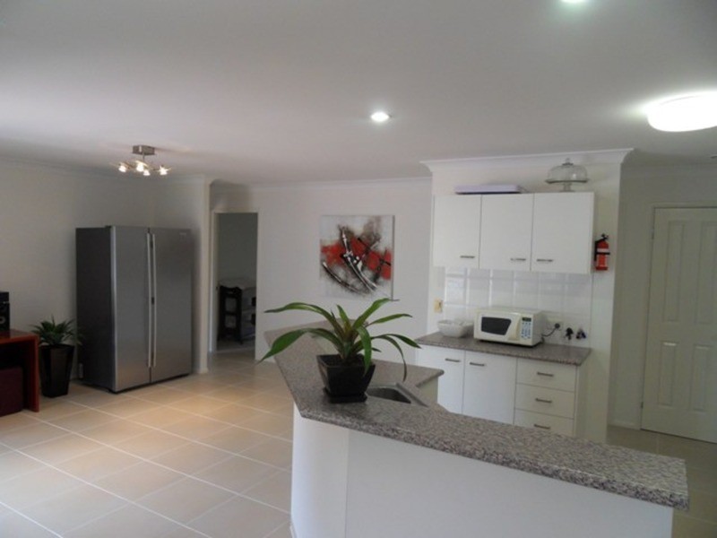 22 Peter Senior Court, Parkwood QLD 4214