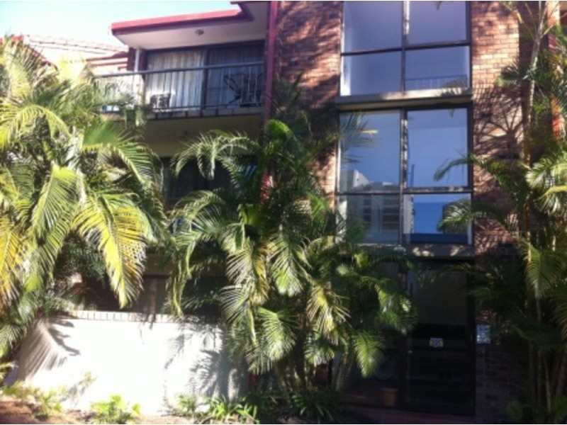 Labrador QLD 4215