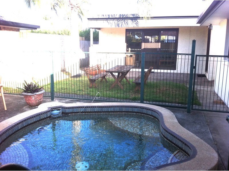 Mermaid Waters QLD 4218