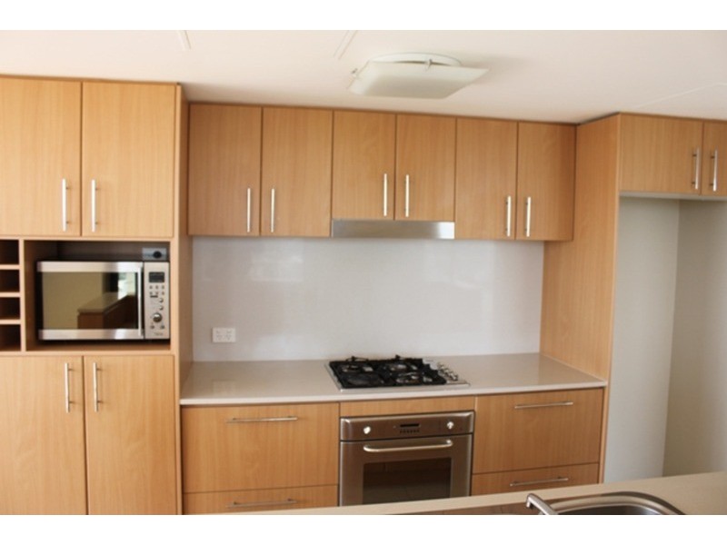 2903/Pivotal Point 50 Marine Parade, Southport QLD 4215