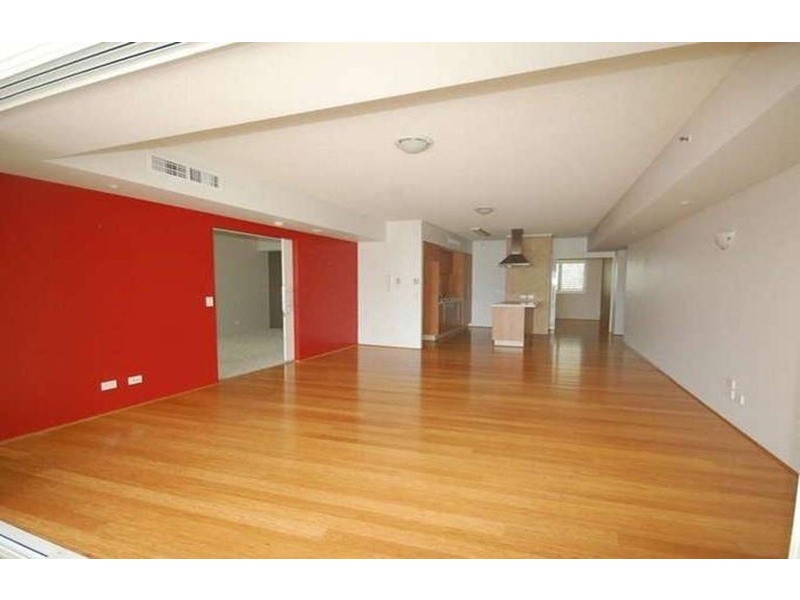 11/Deepwater Point 326 Marine Parade, Labrador QLD 4215