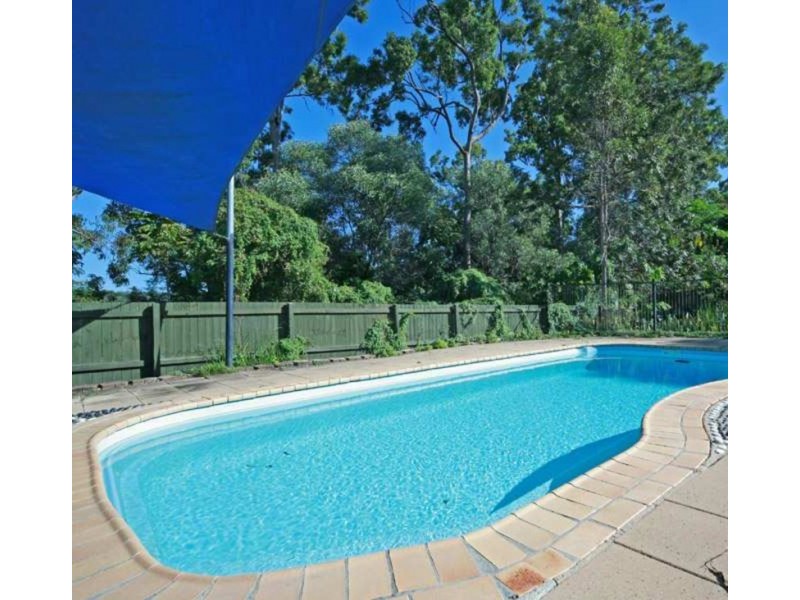 4 Lachlan Avenue, Molendinar QLD 4214