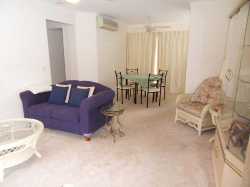 16/105 Ridgeway Avenue, Southport QLD 4215