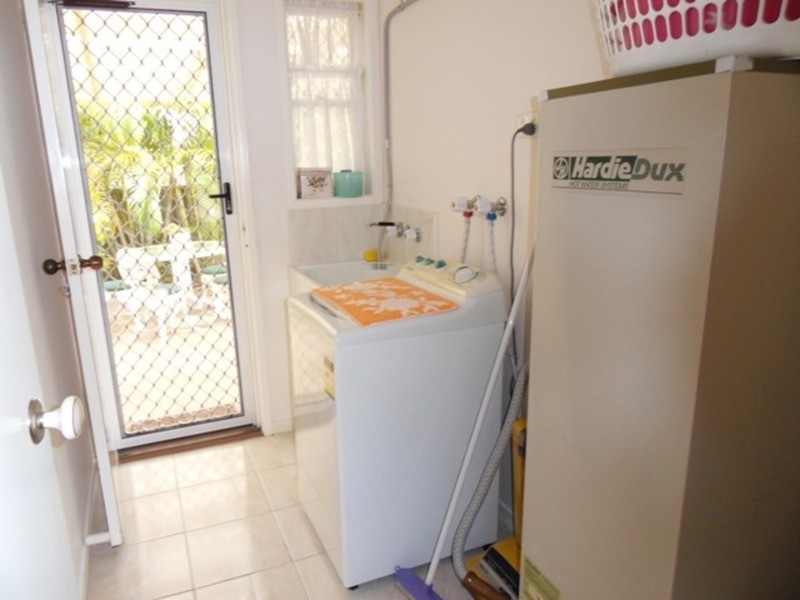 16/105 Ridgeway Avenue, Southport QLD 4215