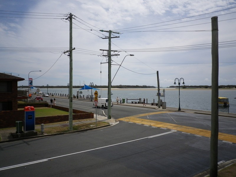 Labrador QLD 4215