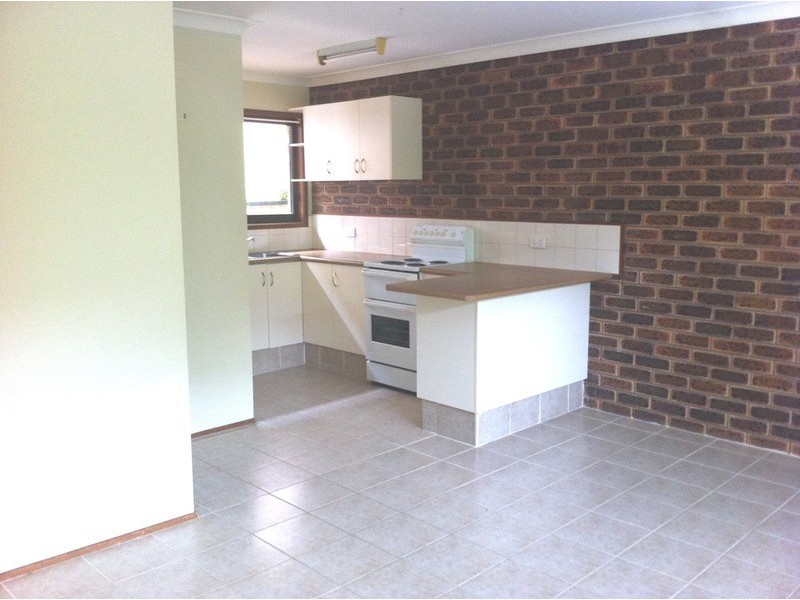 2/37 William  Street, Southport QLD 4215