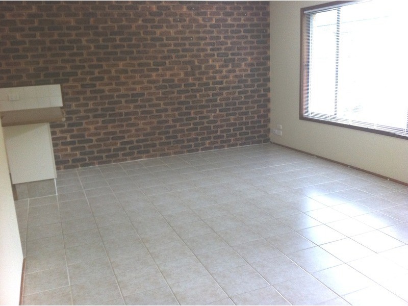 2/37 William  Street, Southport QLD 4215