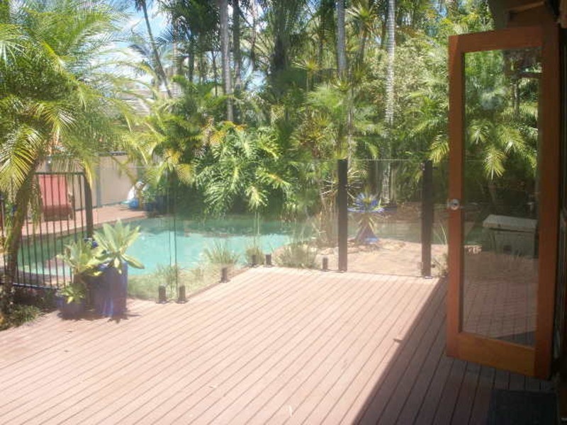 Ashmore QLD 4214