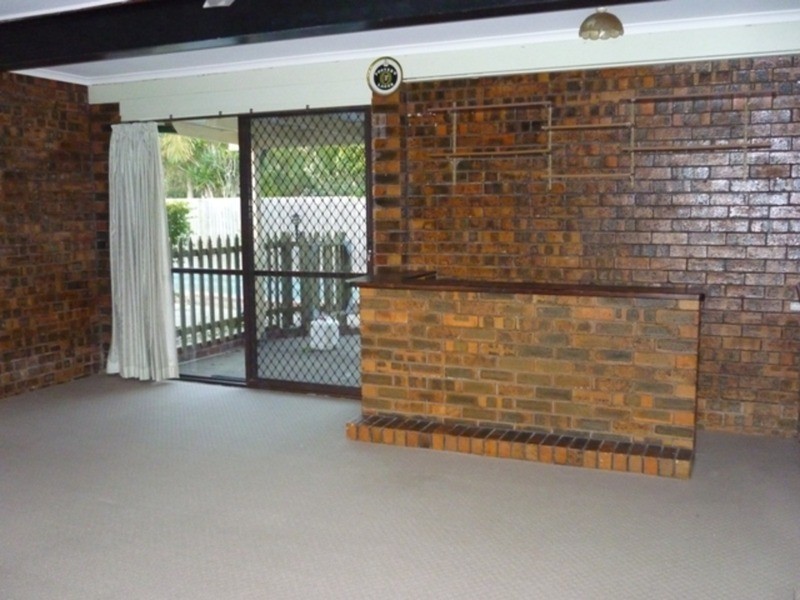 7 Quail Court, Burleigh Waters QLD 4220