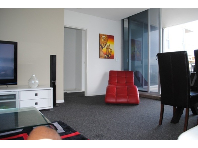 701/4 Como Crescent, Southport QLD 4215