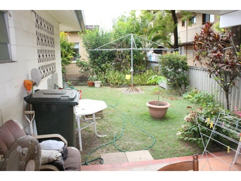 4/161 Muir Street, Labrador QLD 4215