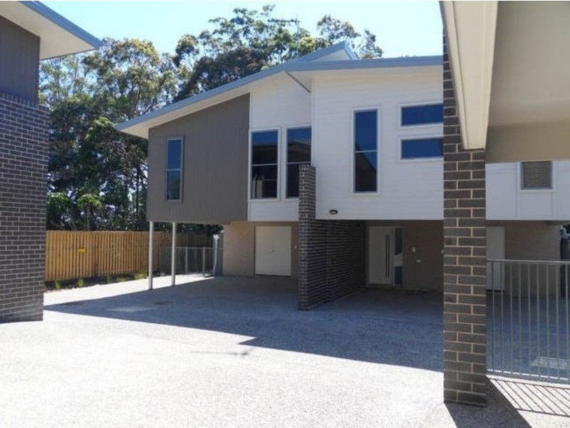 1-4/39 Gordon Street, Labrador QLD 4215