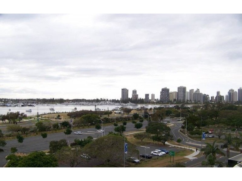 53/30 Marine Parade, Southport QLD 4215