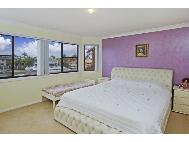 34 Oxley Drive, Paradise Point QLD 4216
