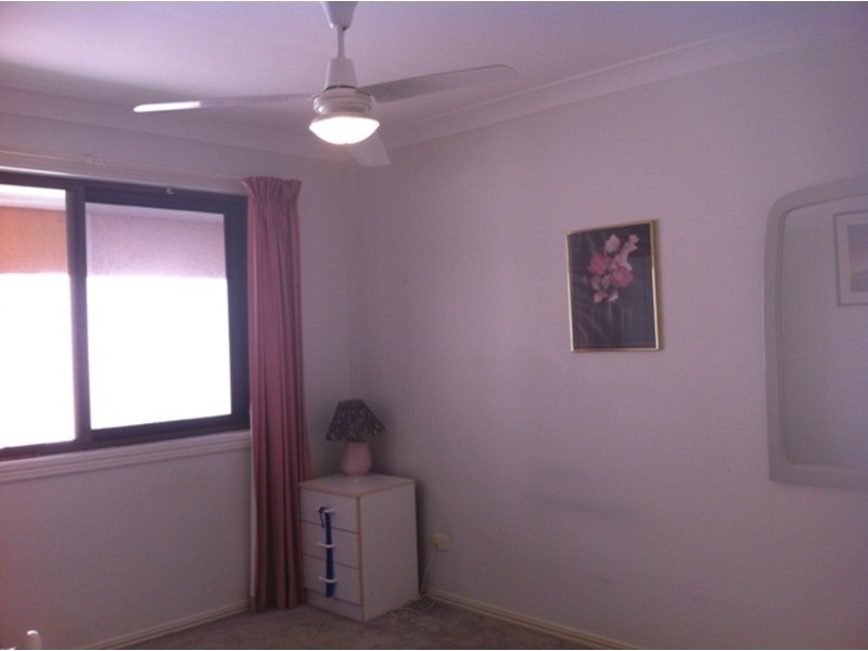 42 Parasol Street, Ashmore QLD 4214
