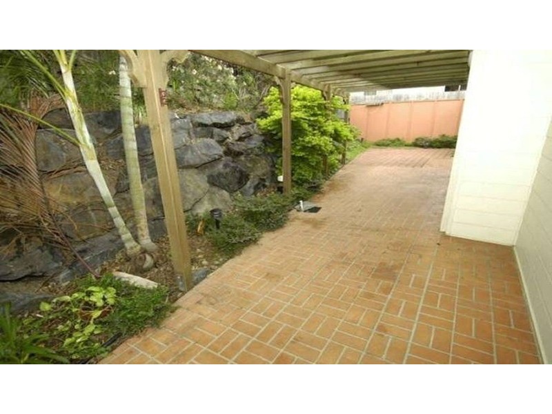 Carrara QLD 4211