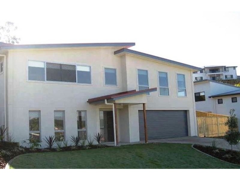 28 Angourie Crescent, Pacific Pines QLD 4211