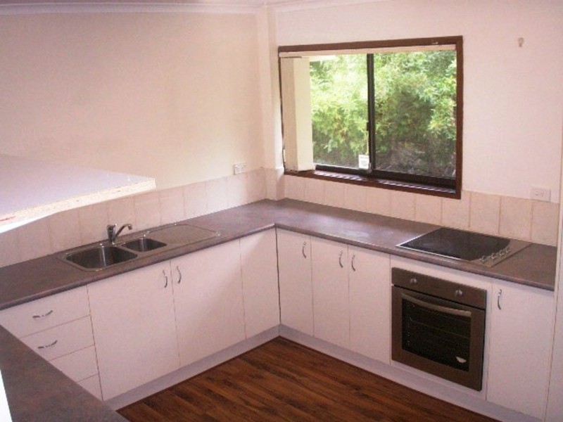 8/28a Marine Parade, Southport QLD 4215