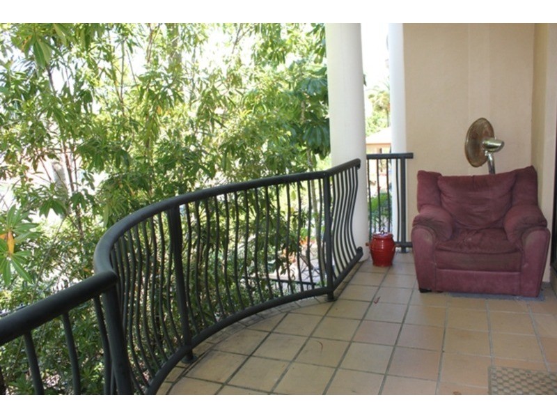 27/16-20 Waverley Street, Southport QLD 4215