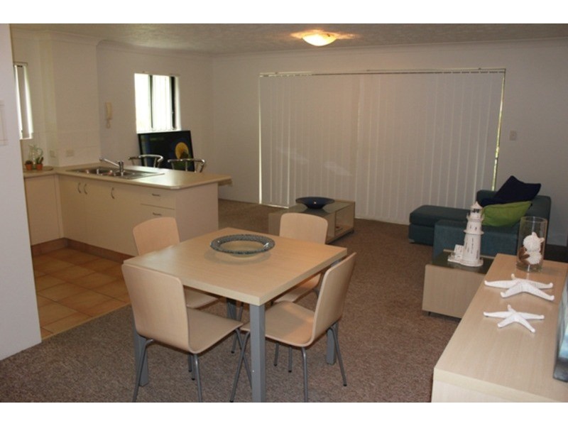 27/16-20 Waverley Street, Southport QLD 4215