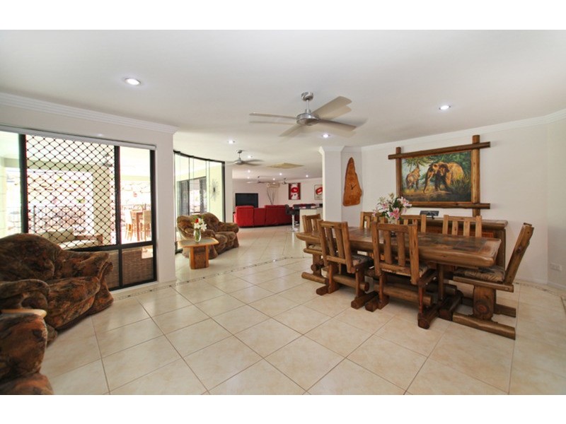 32 Callicarpa Street, Reedy Creek QLD 4227