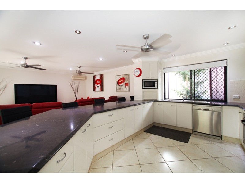 32 Callicarpa Street, Reedy Creek QLD 4227