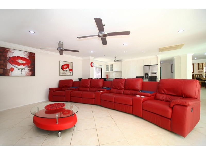 32 Callicarpa Street, Reedy Creek QLD 4227