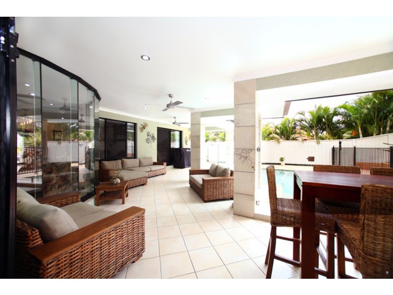 32 Callicarpa Street, Reedy Creek QLD 4227