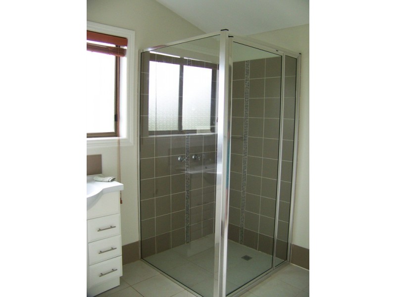 3 Yangoora Crescent, Ashmore QLD 4214