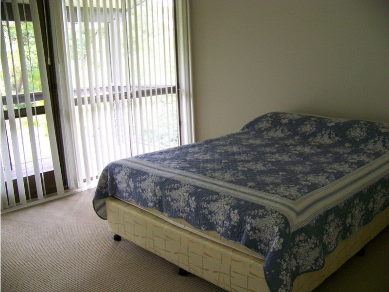 3 Yangoora Crescent, Ashmore QLD 4214