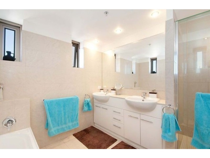 3202/Pivotal Point 50 Marine Parade, Southport QLD 4215