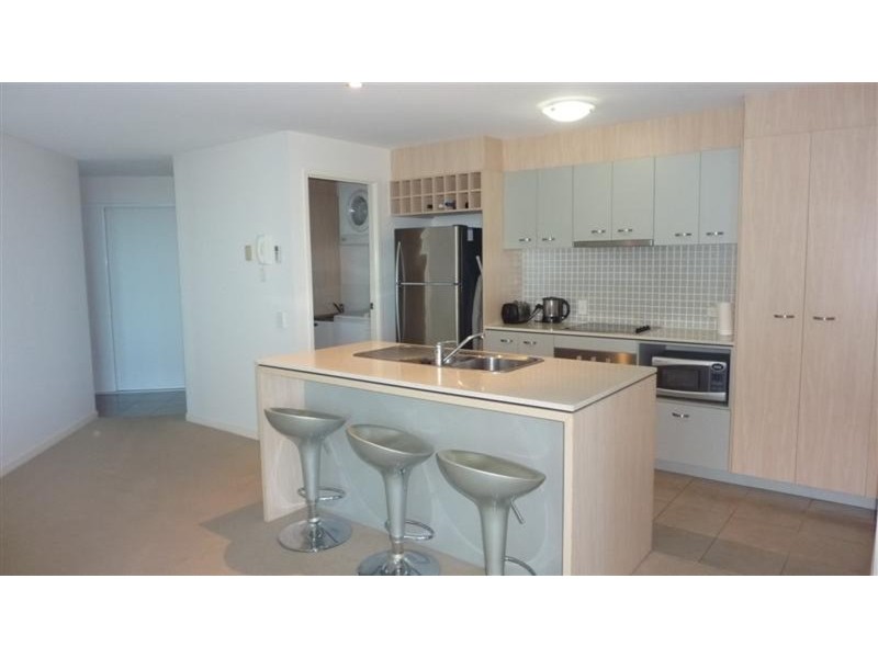409/18 Fern Street, Surfers Paradise QLD 4217