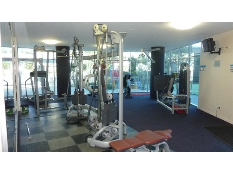 409/18 Fern Street, Surfers Paradise QLD 4217