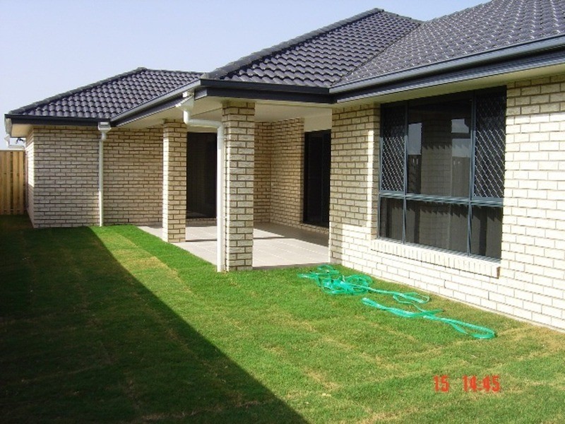 26 Diamantina Circuit, Pacific Pines QLD 4211