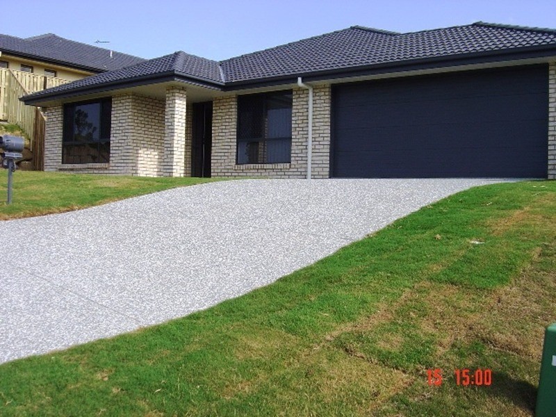 26 Diamantina Circuit, Pacific Pines QLD 4211