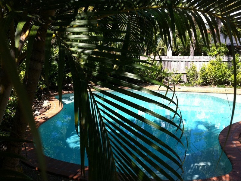 Broadbeach Waters QLD 4218