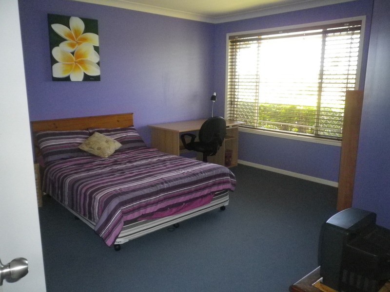 15 Cherry Hill Crescent, Parkwood QLD 4214