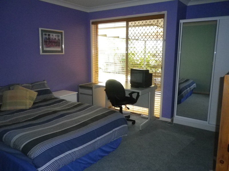 15 Cherry Hill Crescent, Parkwood QLD 4214